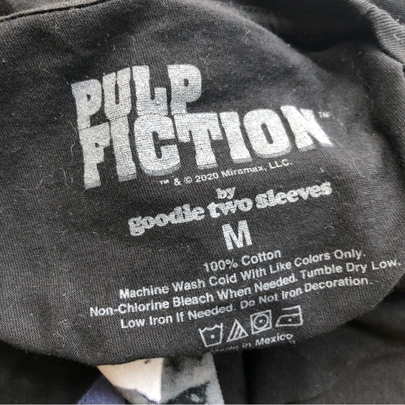 Goody Two Sleeves, Pulp Fiction Forever 21 black graphic T-shirt - Picture 4 of 9